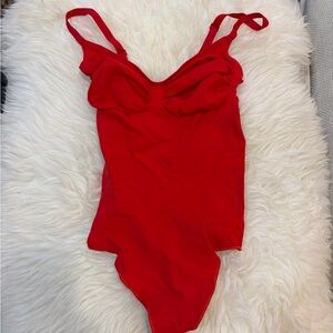 SKIMS Seamless Sculpt Thong Bodysuit Size XL CHERRY RED NWOT